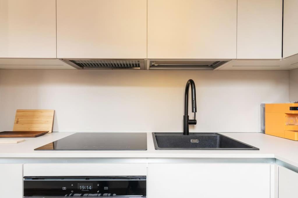 Ceradini Flexyrent A.C. - Wifi Apartment Milan Bagian luar foto